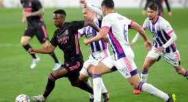 马德里竞技队点球大战惊险晋级欧冠八强，西甲豪门再创辉煌